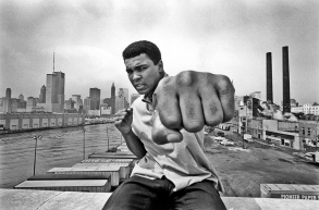Tre anni fa ci lasciava Muhammad Ali, eroe popolare e peccatore